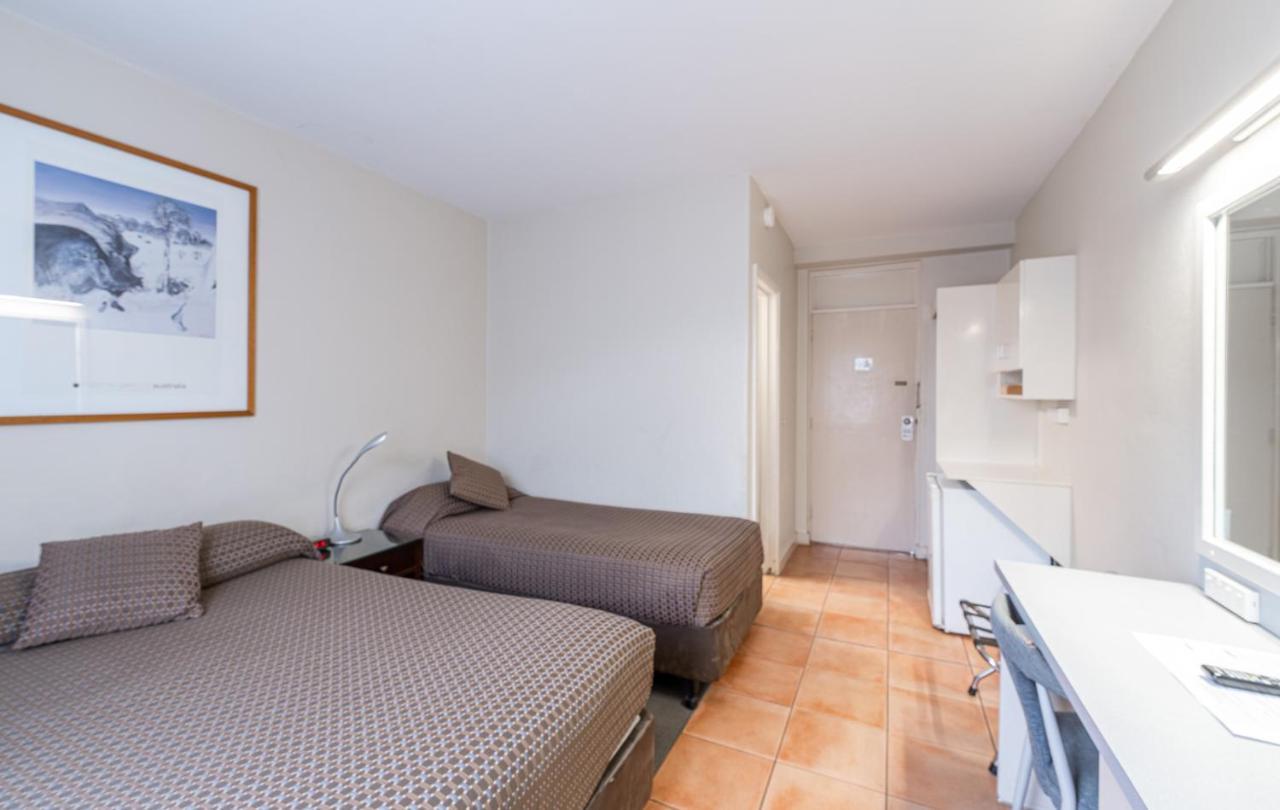 Forrest Hotel & Apartments Canberra Ngoại thất bức ảnh